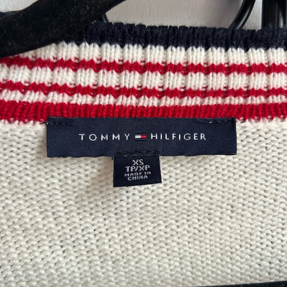 Tommy Hilfiger cable knit button cardigan !! Size XS - Picture 4 of 5